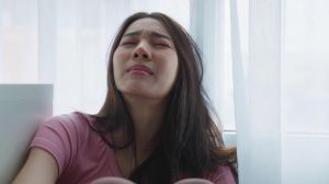 特别不开心的图片_看到搞笑图，瞬间心情好！