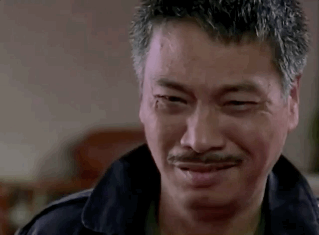 吴孟达搞笑gif图_吴孟达搞笑GIF图，朋友圈必备，保准逗乐朋友！