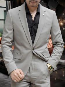 帅气西装男图片_帅小伙西装半身照，自信健康，适合多种场合！