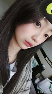 网恋照片女生不容易看出_网恋选对照片，吸引合拍的人