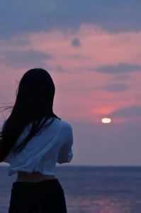 十大最美背影图片_超美背影图集，手机电脑必备，哪种风格最戳你？