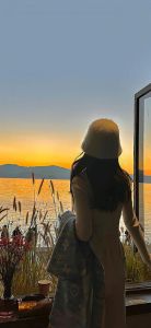 精致女人背影图片唯美_时尚美女背影图，优雅迷人，适合杂志广告，你更喜欢哪种？