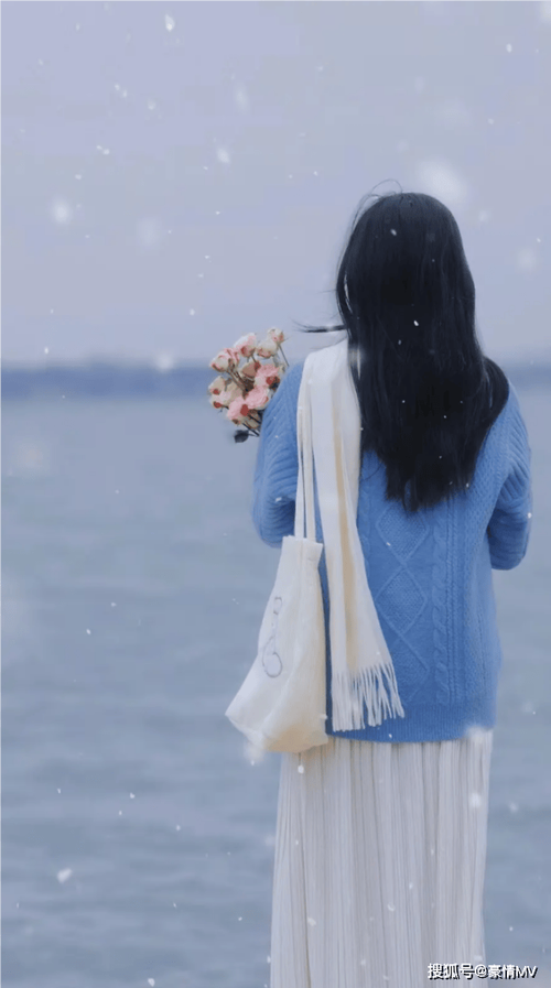 背影好看的女人霸气_难忘的女性背影，优雅又带劲，你有过这样的瞬间吗？