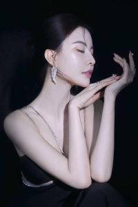 女神背景图片大全 唯美_精致养眼，做头像屏保超有气质！