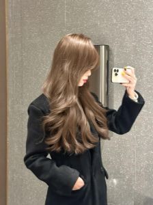 棕色系女真人图_女真风情图，暖色调电脑手机背景，民族风与历史感