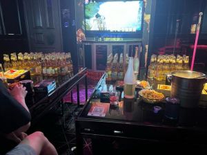 ktv喝酒照片真实图片女生多_派对必备！ktv喝酒照，女生更爱，气氛瞬间拉满！